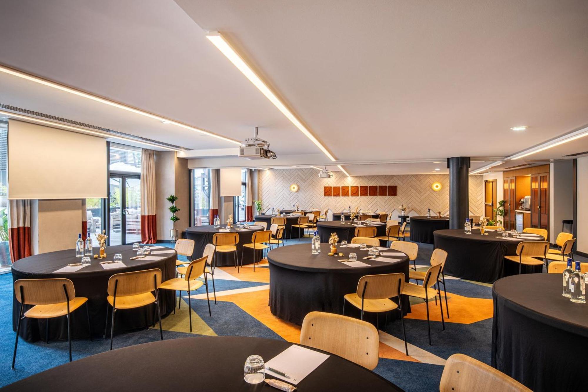 Renaissance Bordeaux Hotel Екстериор снимка