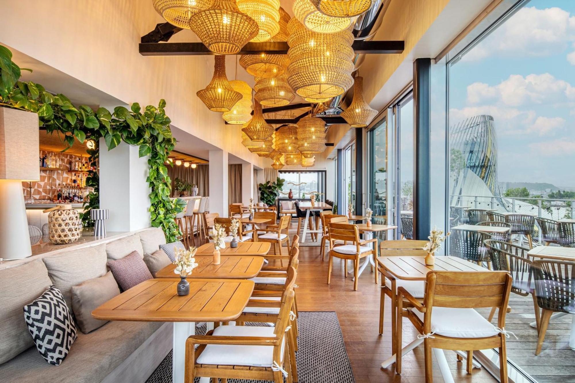 Renaissance Bordeaux Hotel Екстериор снимка