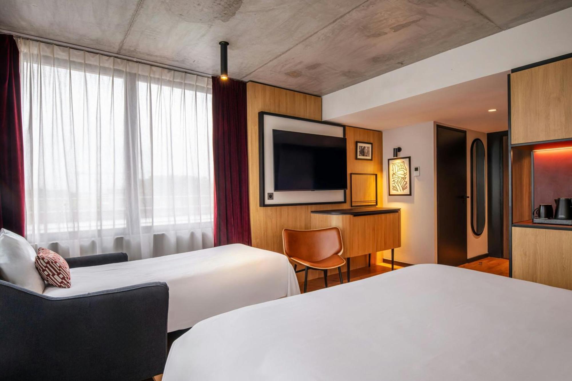 Renaissance Bordeaux Hotel Екстериор снимка